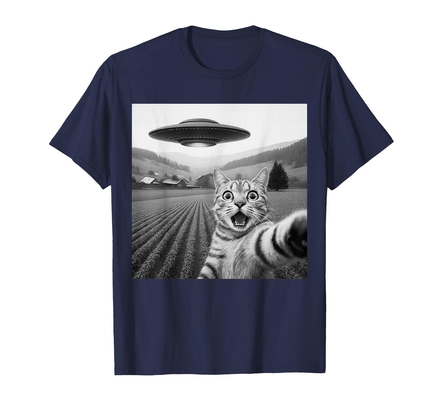 Cat Selfie with Alien UFO Funny Cat Gifts for Men Women Kid T-Shirt