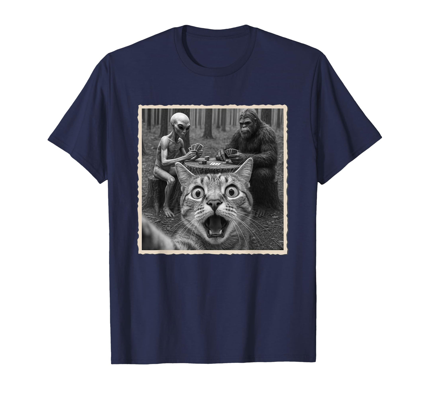 Cat Selfie With Alien & Bigfoot | Funny Scared Cat T-Shirt
