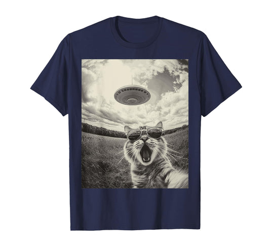 Funny Cat Sunglasses Selfie With Alien Ufo Retro Vintage T-Shirt