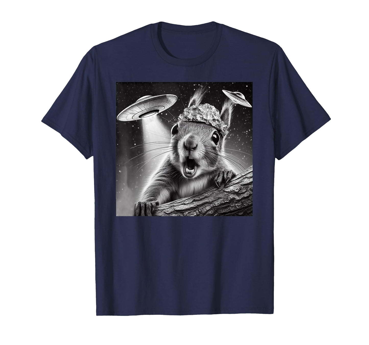 Funny Alien Squirrel Selfie With Alu Hat UFO Encounter T-Shirt