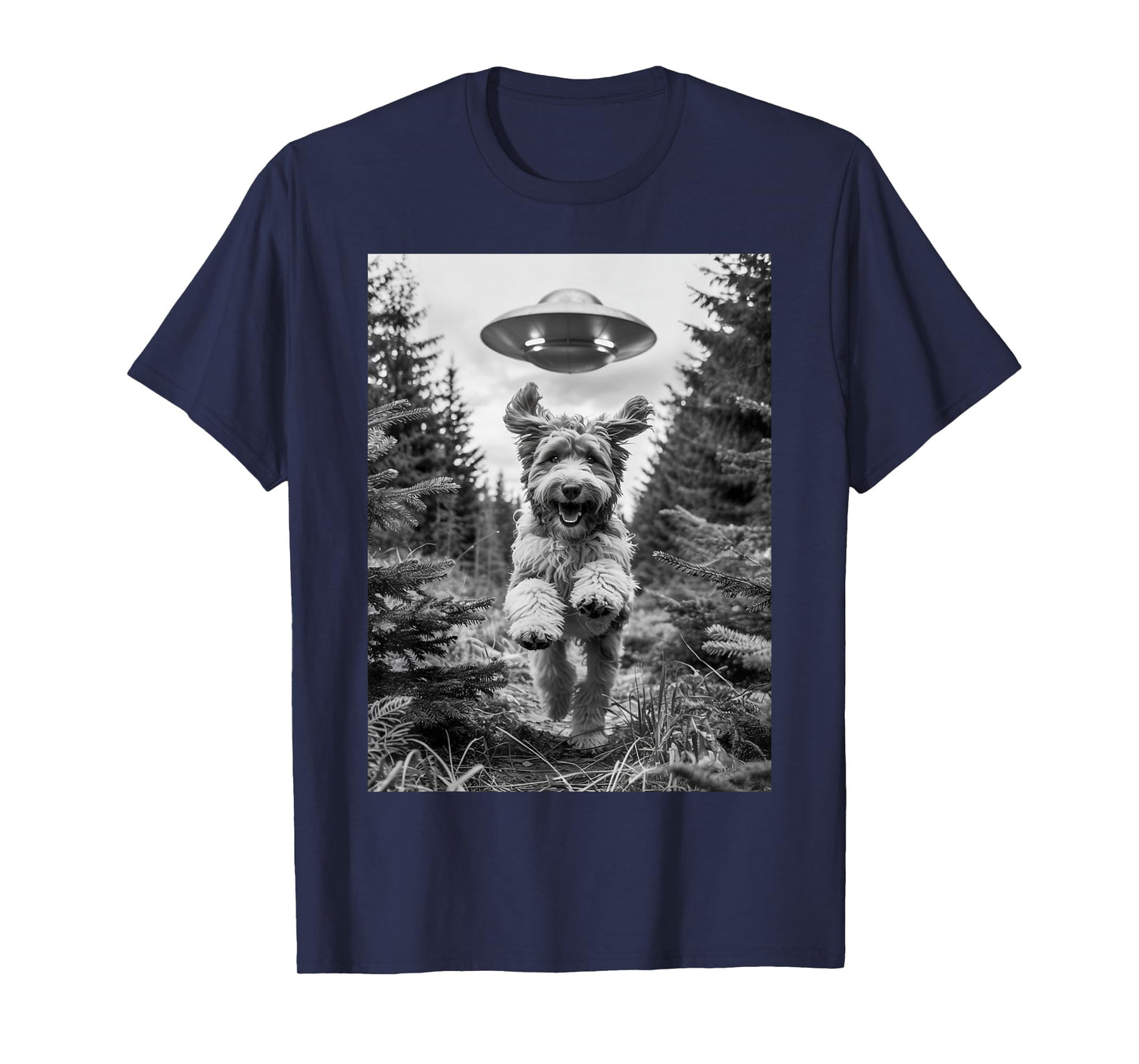 Cute Goldendoodle with Alien UFO Funny Scared Golden Doodle T-Shirt