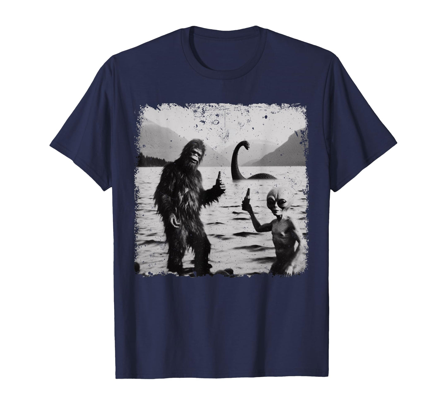 Funny Big Foot Sasquatch Alien Loch Ness Monster Team Selfie T-Shirt