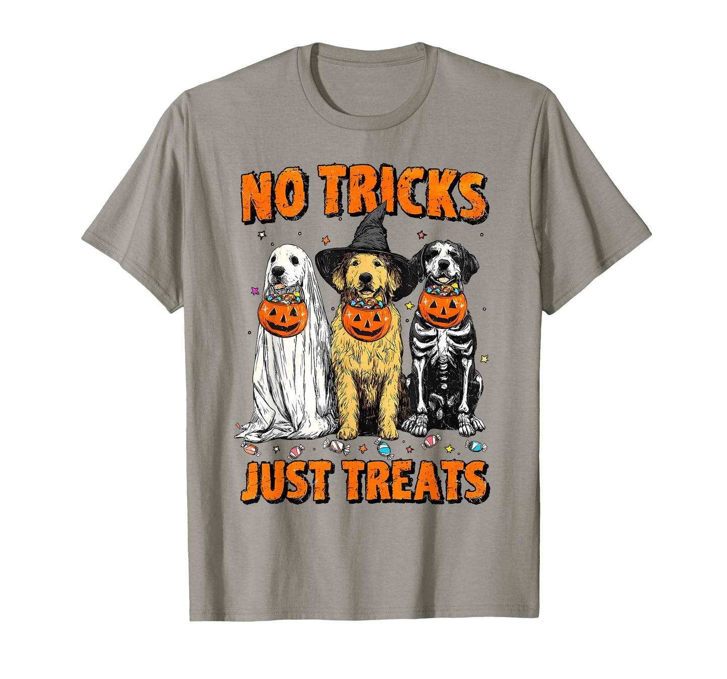 Vintage No Tricks Just Treats Halloween Dogs Dog Mama T-Shirt