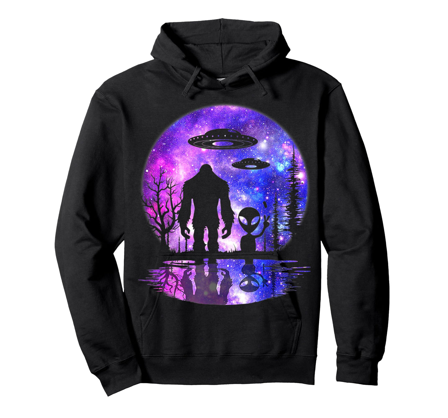 Alien And Bigfoot Full Moon Sasquatch UFO T-Shirt