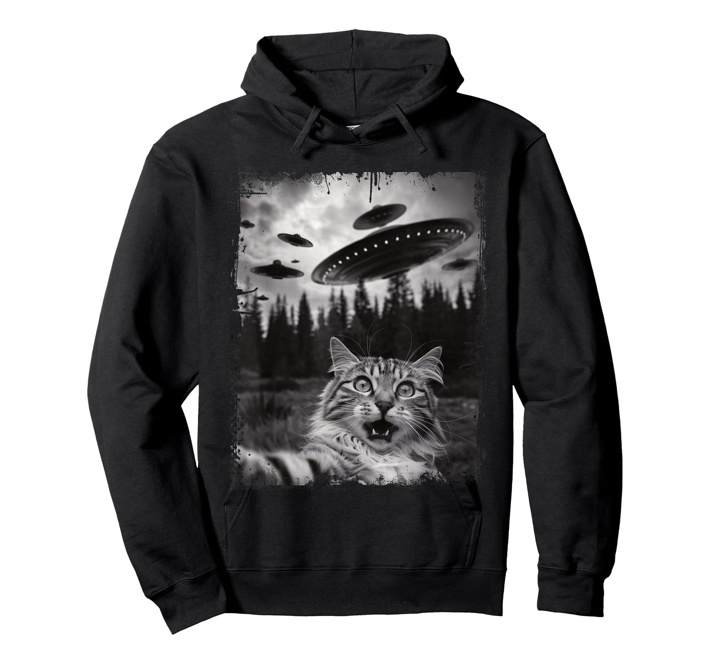 Cat Selfie With Ufo Alien Funny Cat Graphic T-Shirt