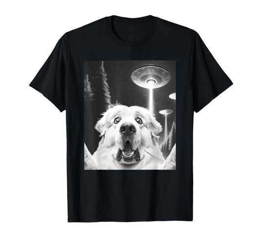 Funny Great Pyrenees Alien UFO Taking a Selfie Dog Mom Dad T-Shirt