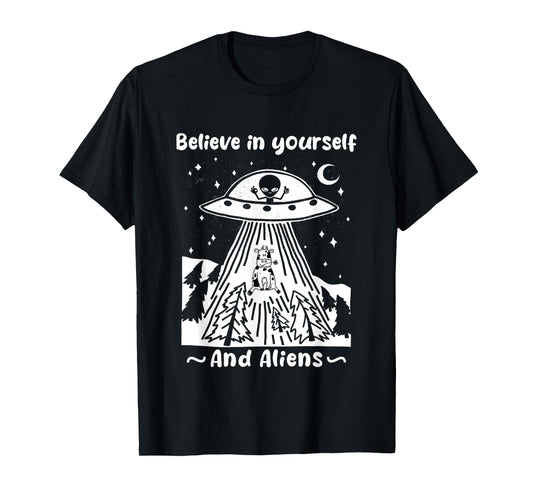Believe In Yourself And Aliens Funny Alien Abduction Cow T-Shirt