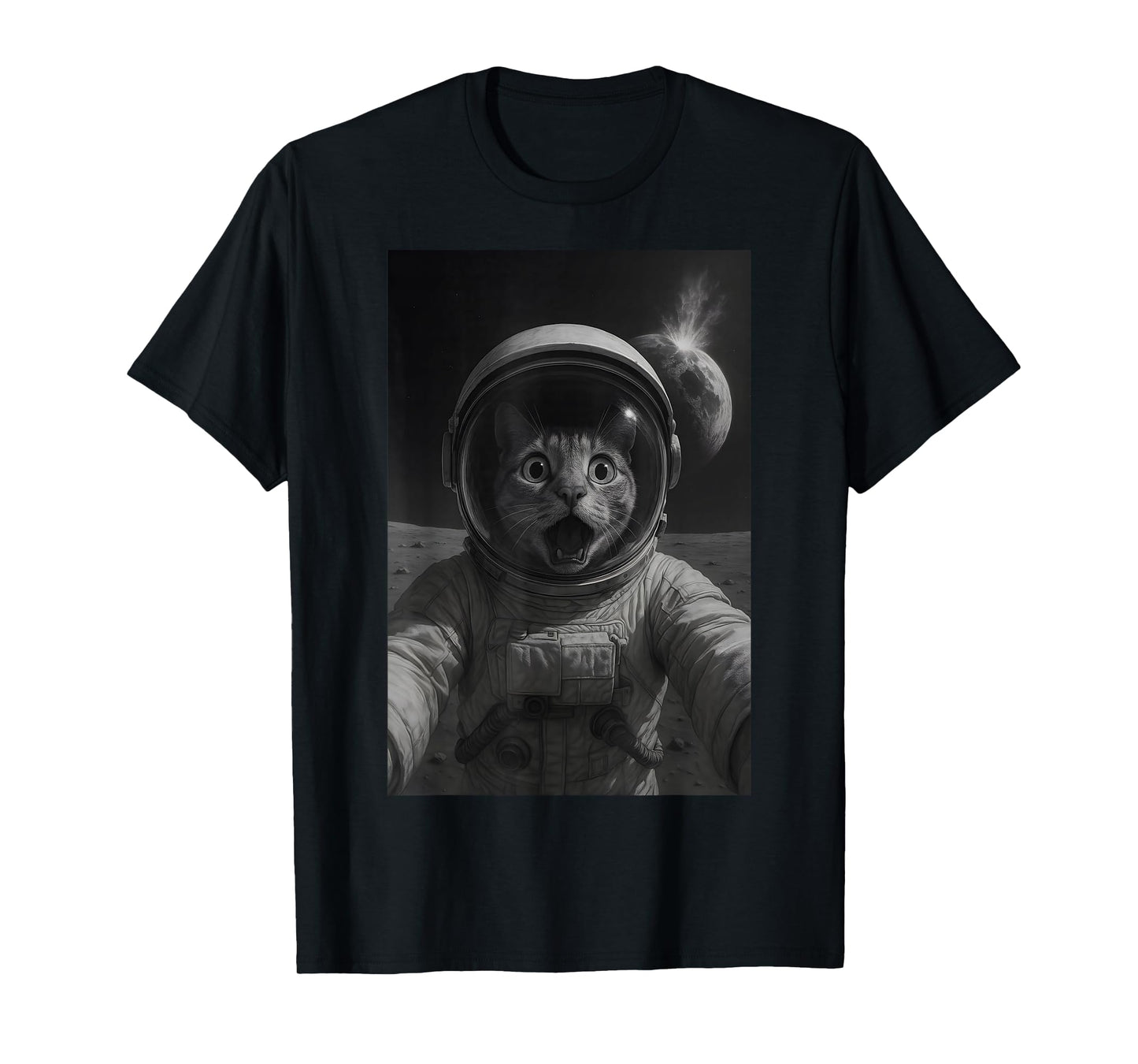 Selfie Cat Funny Astronaut on The Moon Space Cat T-Shirt