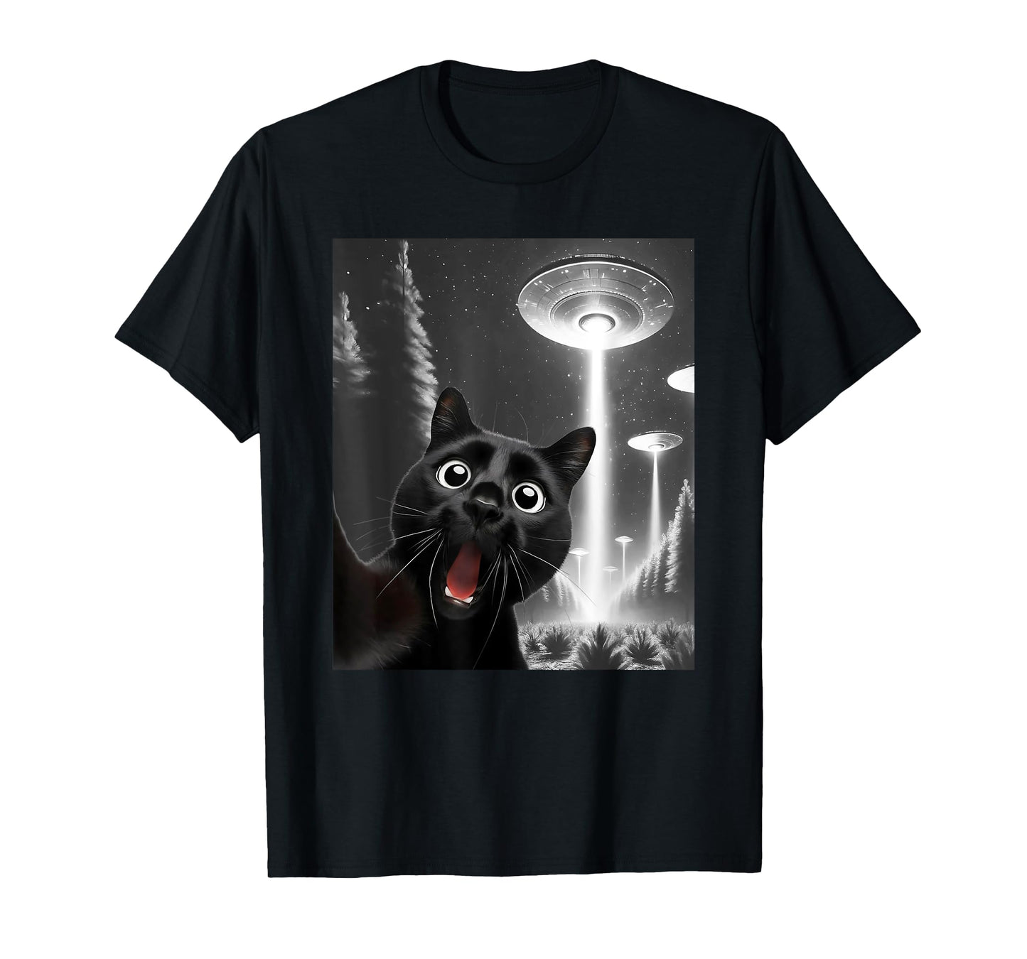 Funny Black Cat Alien UFO Taking a Selfie Cat Mom Dad T-Shirt
