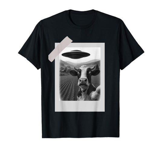Funny UFO Cow Selfie | Alien Abduction Farm T-Shirt