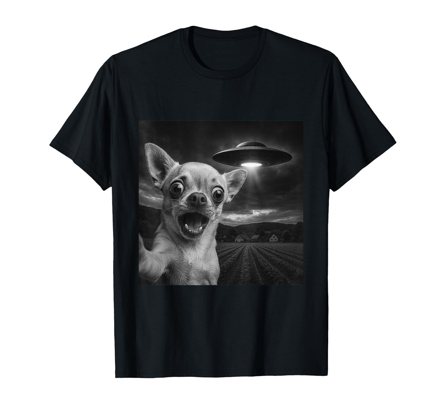 Chihuahua UFO Encounters Selfie T-Shirt