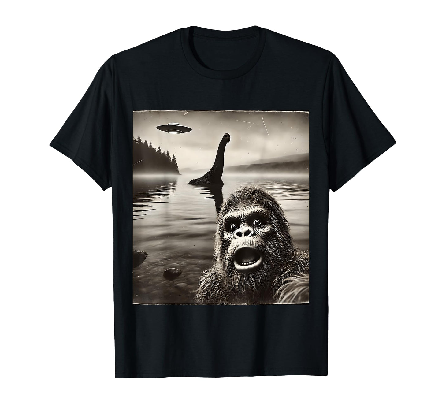Bigfoot Selfie With Loch Ness Monster And UFO Aliens Graphic T-Shirt
