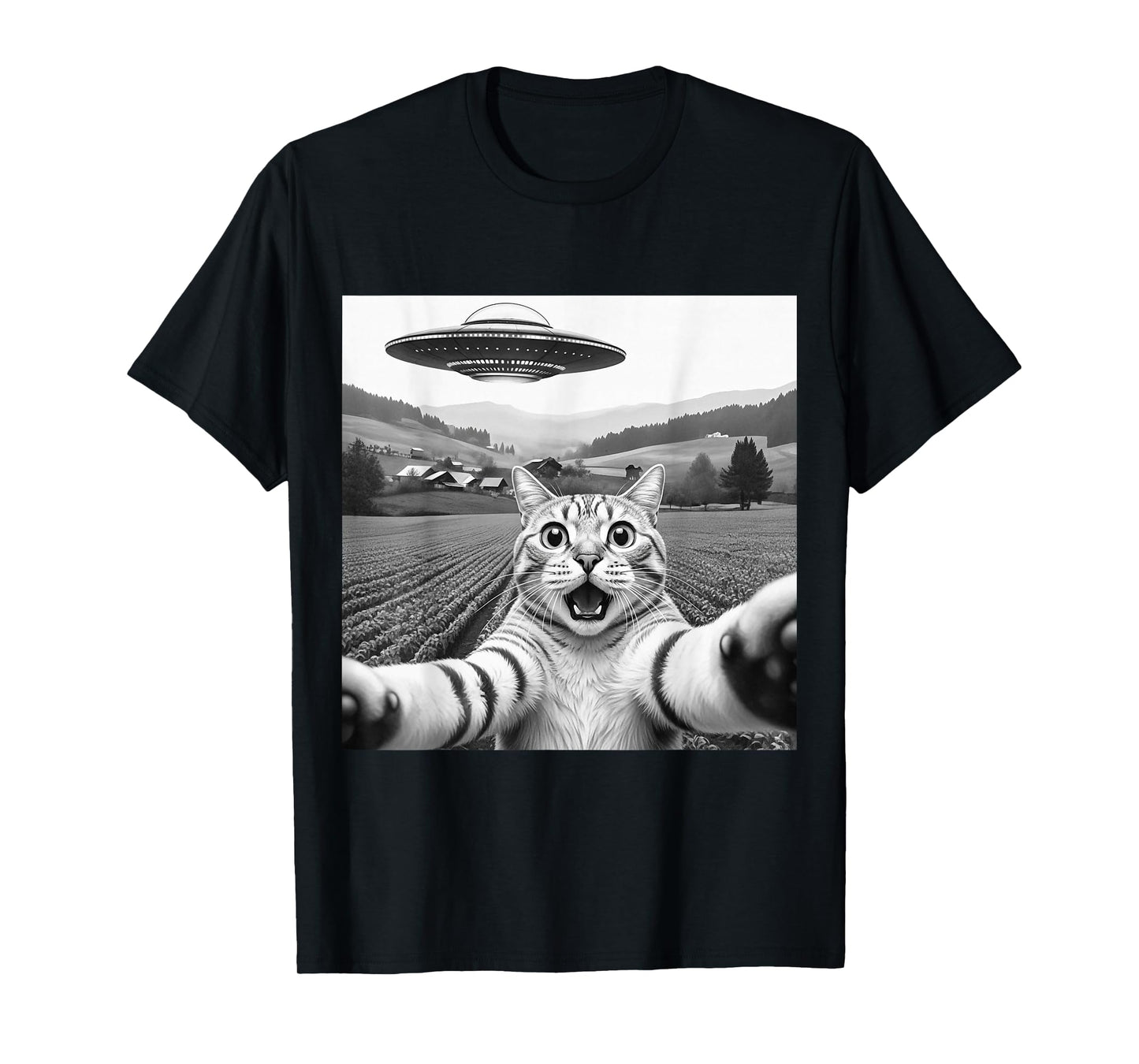 Cat Selfie with Alien UFO Funny Cat T-Shirt