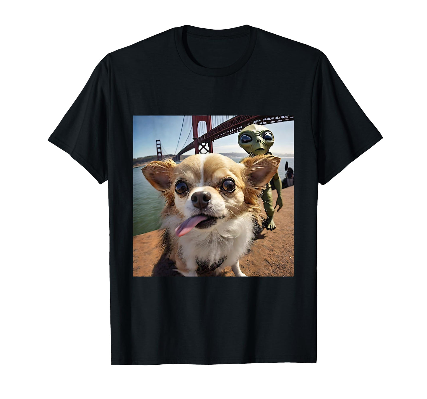 CHIHUAHUA selfie UFO alien Golden Gate Bridge dog dad mom Men Women T-Shirt